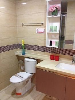 Nanjing Yijia Hotel Shengtai Road Chalukou Exterior photo